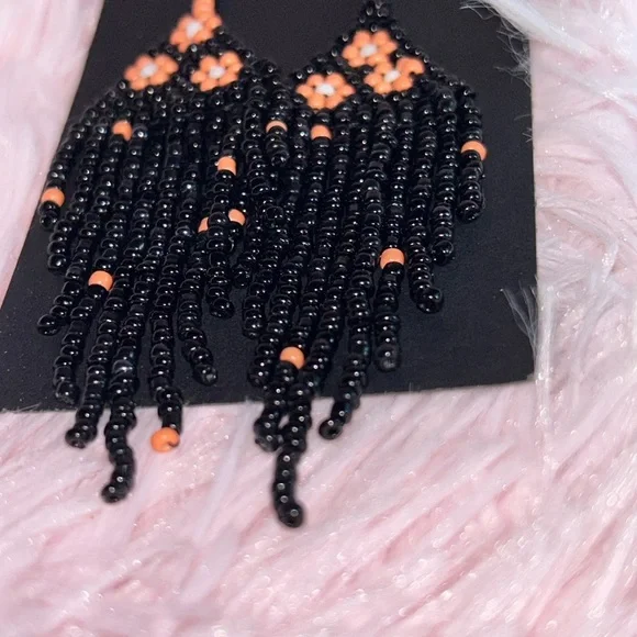 Chic Black and Orange Beaded Earrings - Picture 3 of 3